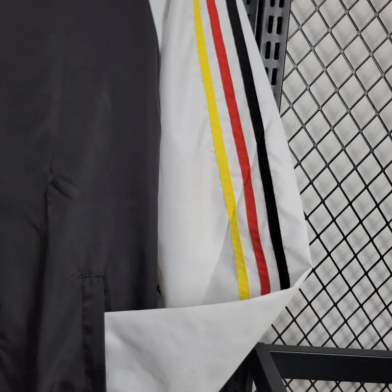 Windbreaker Bayern de Munique 24/25 - Preto e Branco